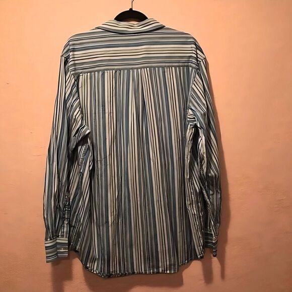 *30off3* Sean John Dress Shirt. 100% Cotton. - Picture 3 of 8